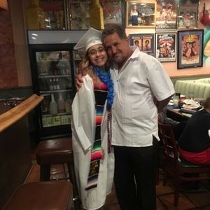 Meet your Posher, Efrain